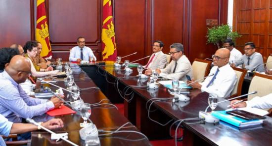 Economic Monitoring Committee Meets In Colombo